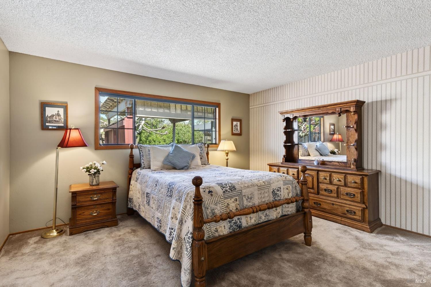 309 Twin Oaks Way Healdsburg CA 95448