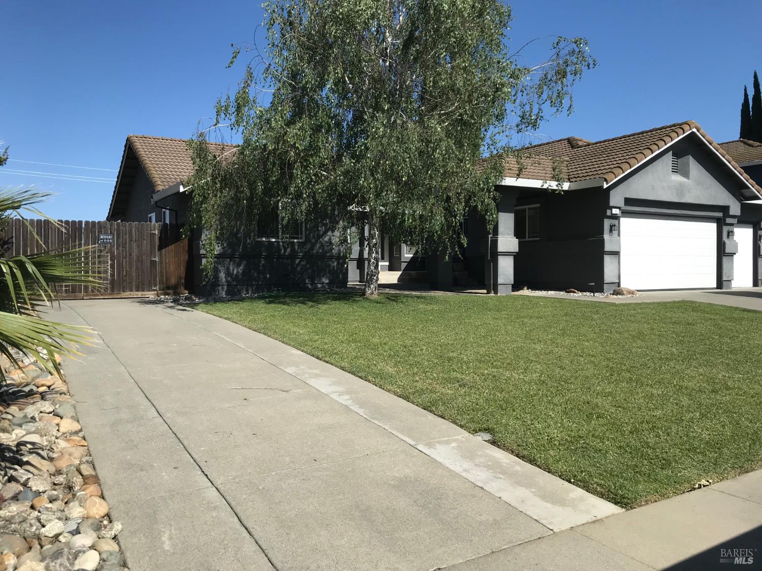 143 Fallen Leaf Drive Vacaville CA 95687