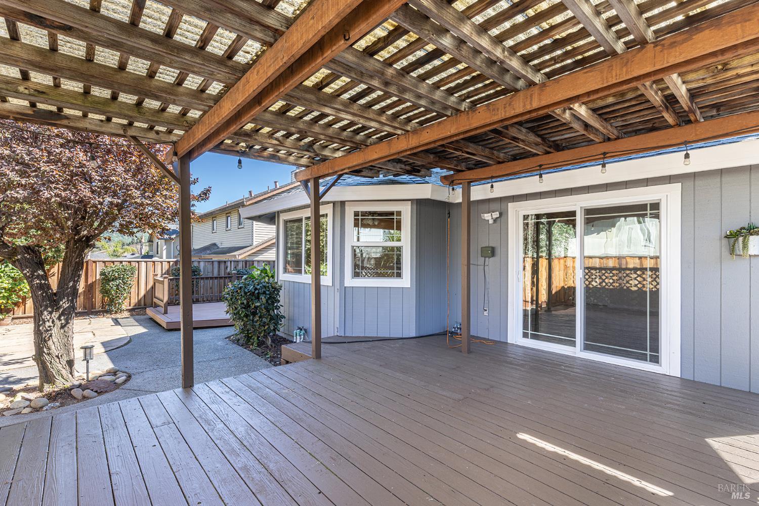 2183 Warwick Drive Santa Rosa CA 95405