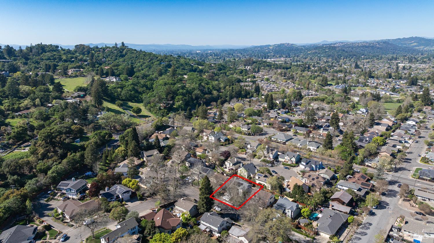 2183 Warwick Drive Santa Rosa CA 95405