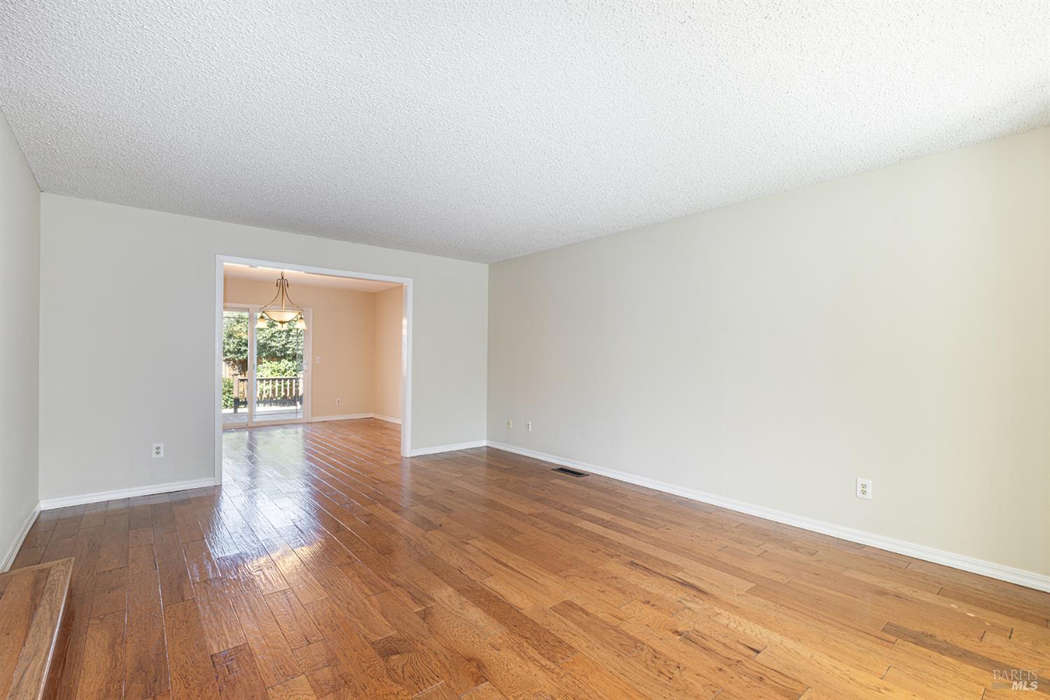 2183 Warwick Drive Santa Rosa CA 95405