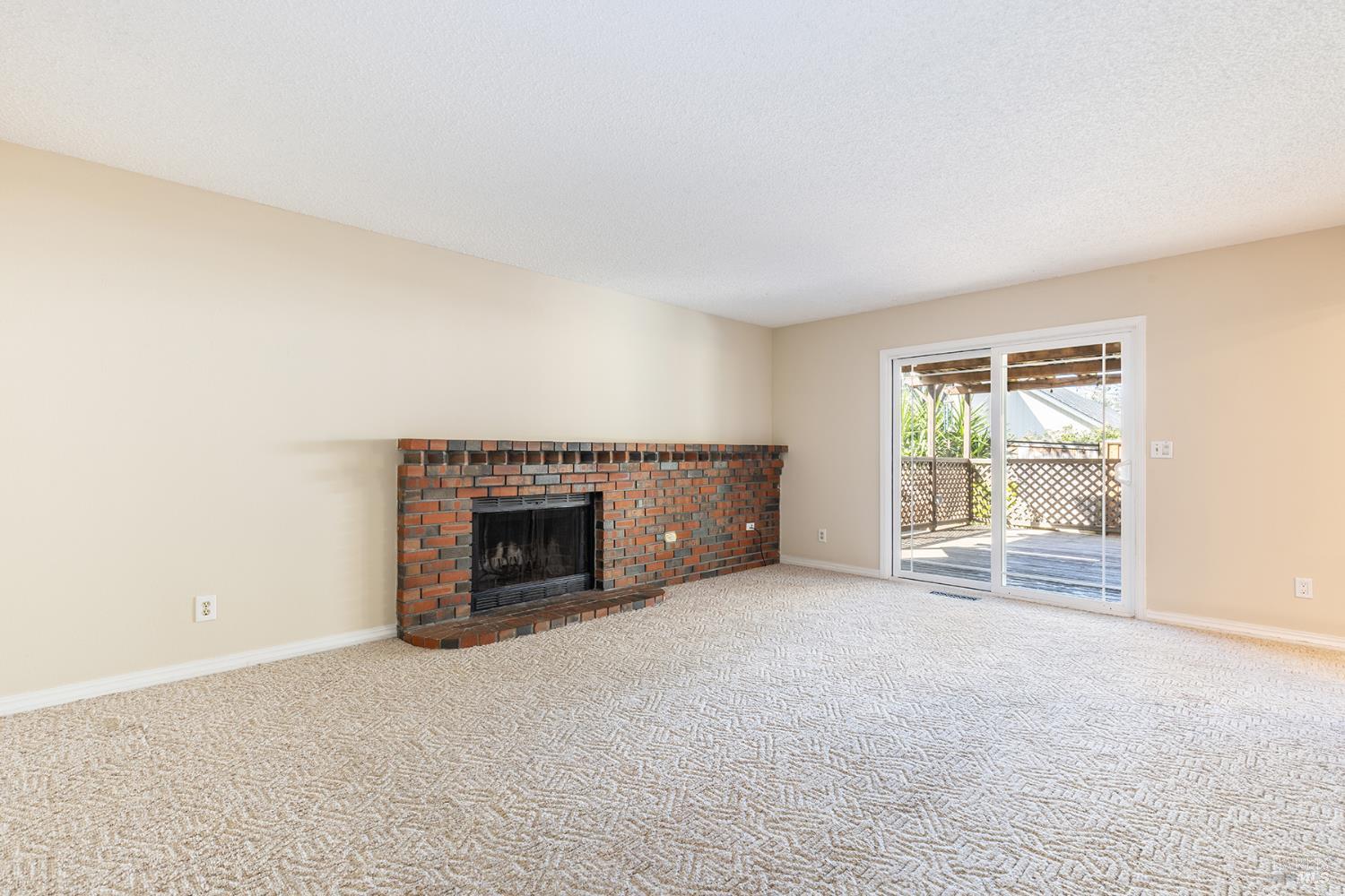 2183 Warwick Drive Santa Rosa CA 95405