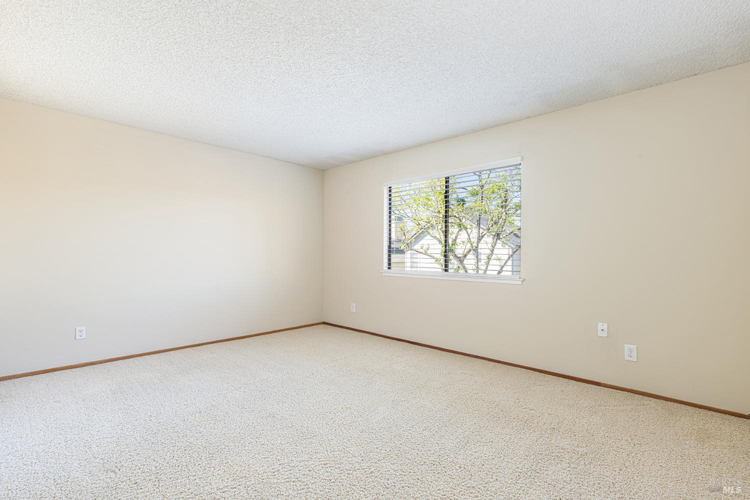 2183 Warwick Drive Santa Rosa CA 95405