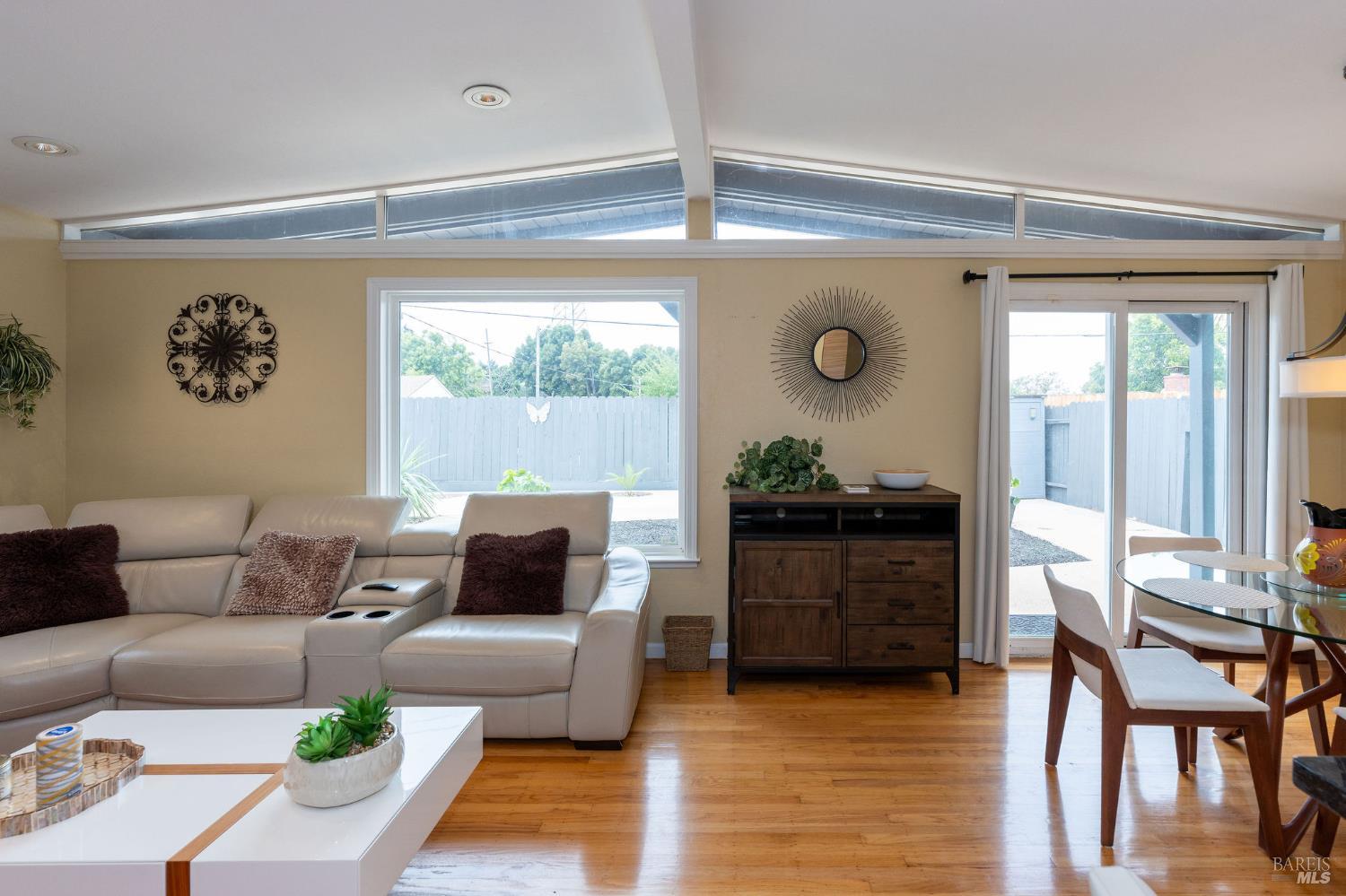 159 Maywood Drive Vallejo CA 94591