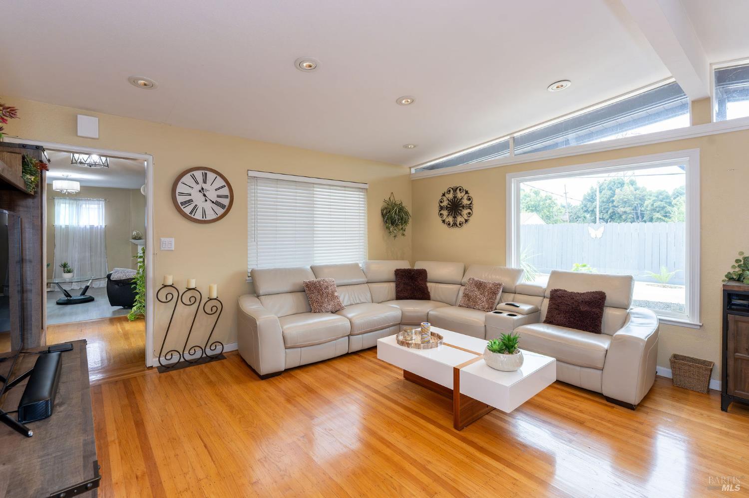 159 Maywood Drive Vallejo CA 94591