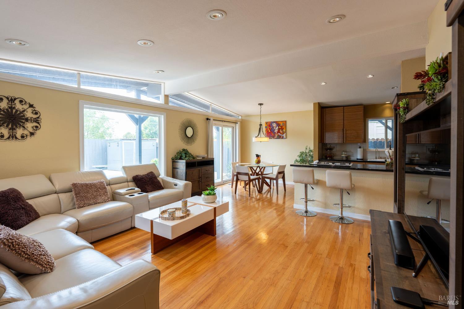 159 Maywood Drive Vallejo CA 94591