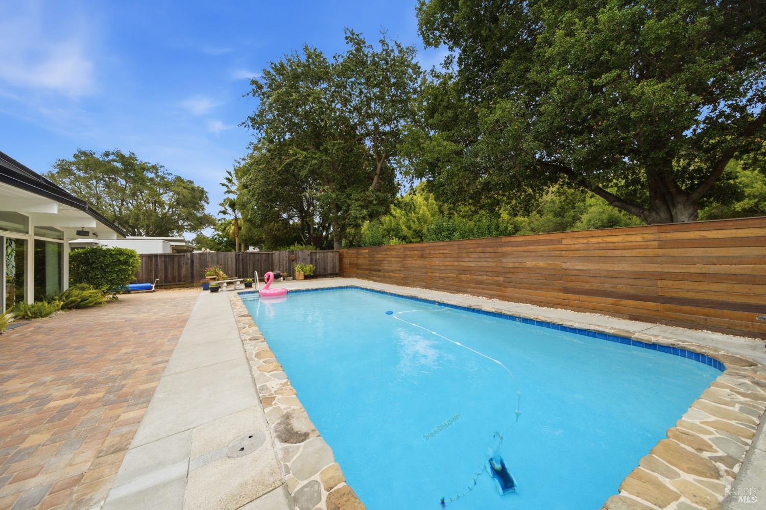 913 Appleberry Drive San Rafael CA 94903