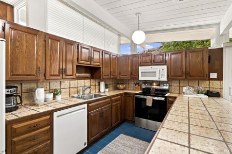 913 Appleberry Drive San Rafael CA 94903