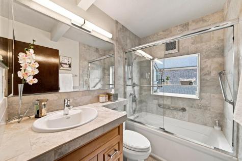 913 Appleberry Drive San Rafael CA 94903
