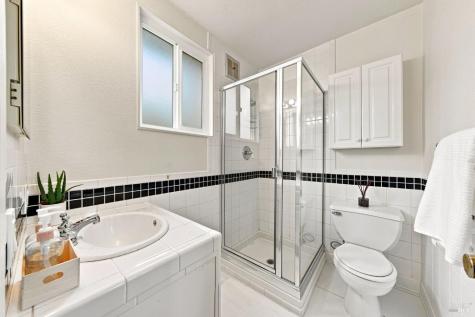 913 Appleberry Drive San Rafael CA 94903