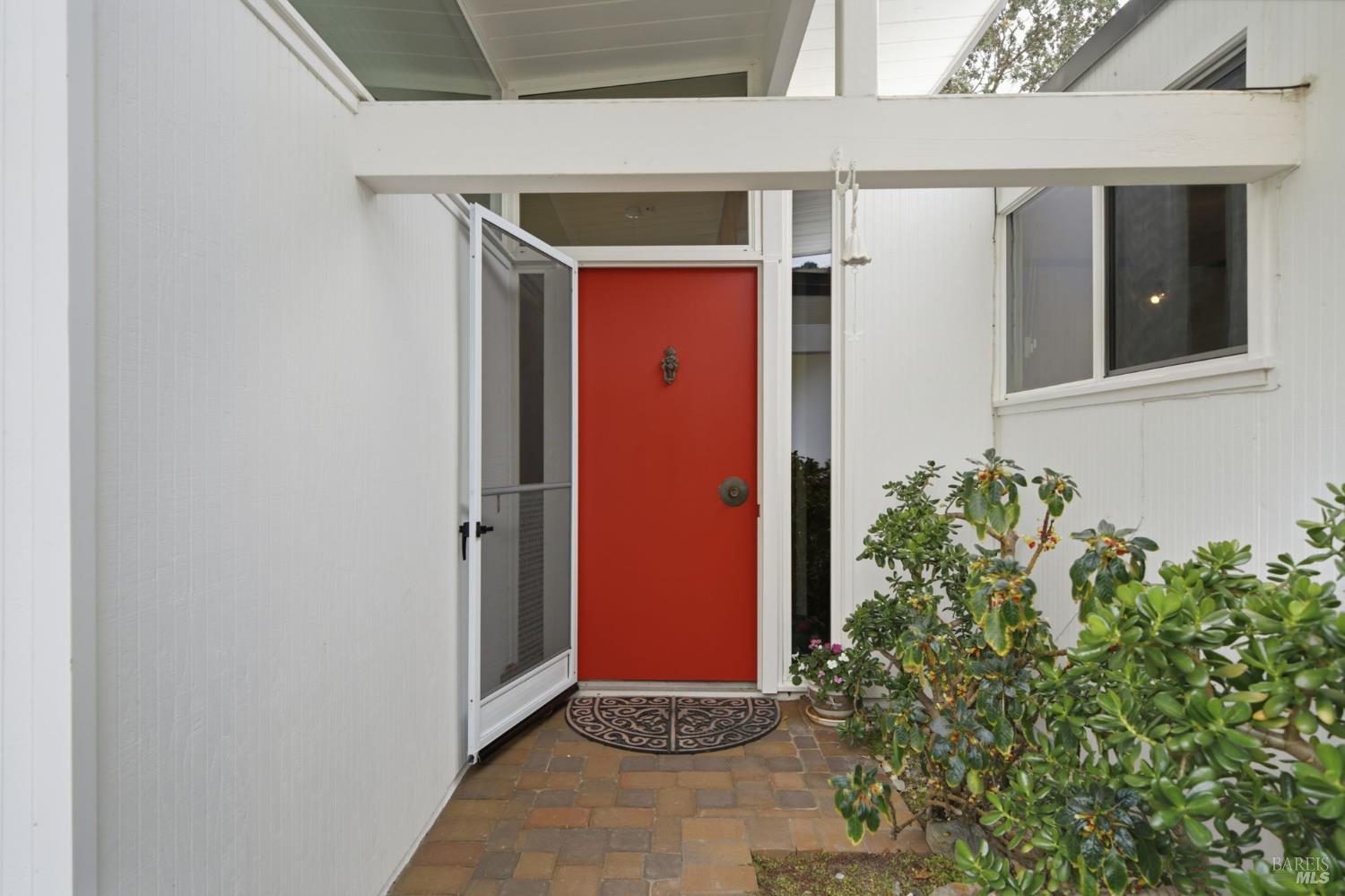 913 Appleberry Drive San Rafael CA 94903