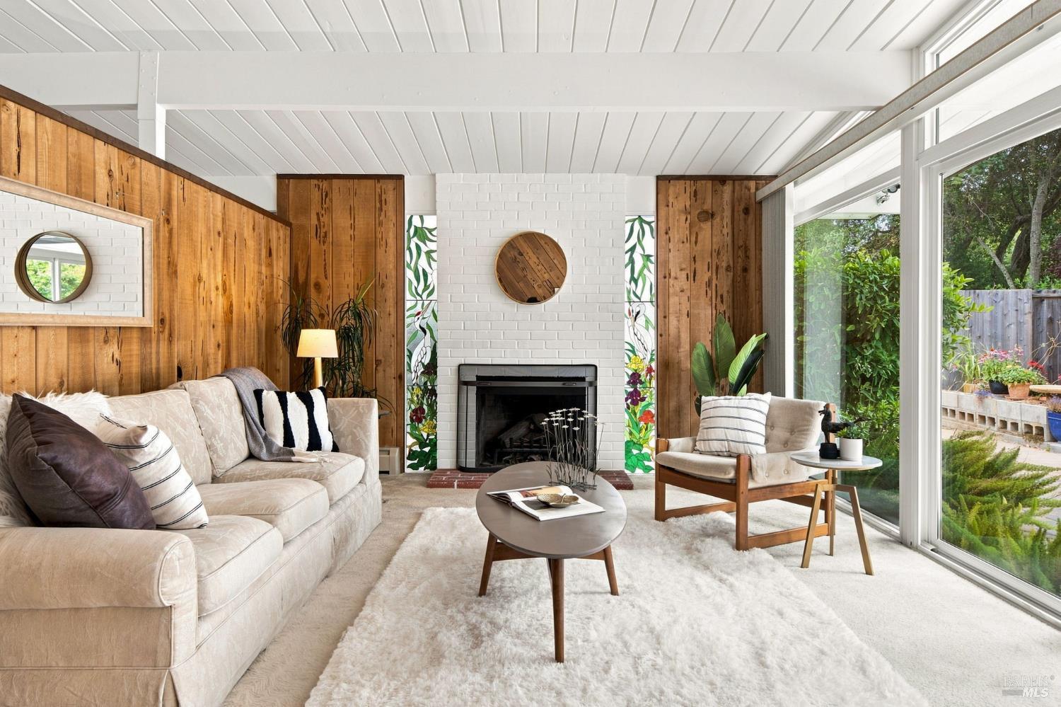 913 Appleberry Drive San Rafael CA 94903
