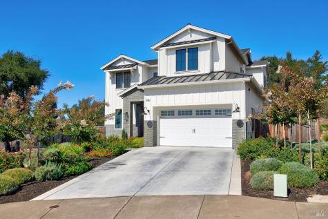 3724 Stanhope Court Santa Rosa CA 95404