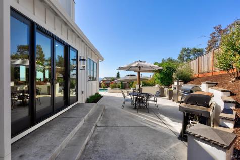 3724 Stanhope Court Santa Rosa CA 95404