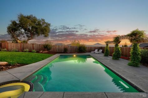 3724 Stanhope Court Santa Rosa CA 95404