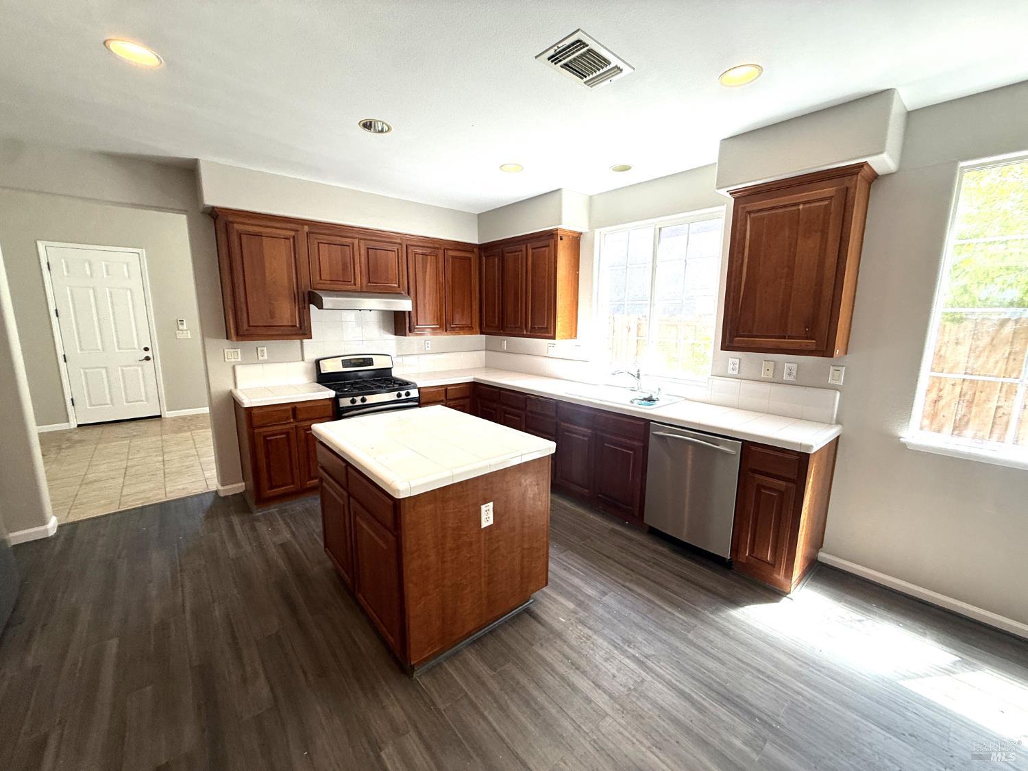 371 Mountain Meadows Drive Fairfield CA 94534