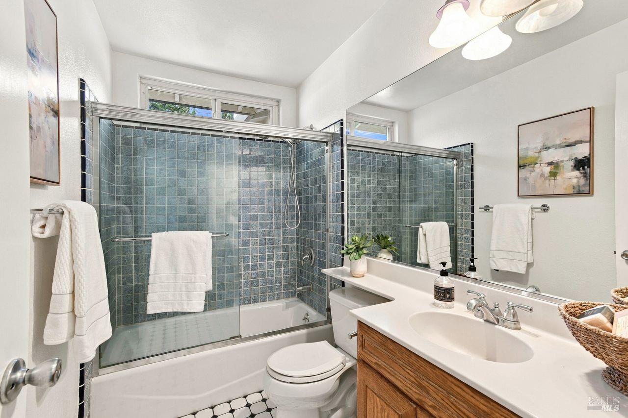 4248 Leafwood Circle E Santa Rosa CA 95405