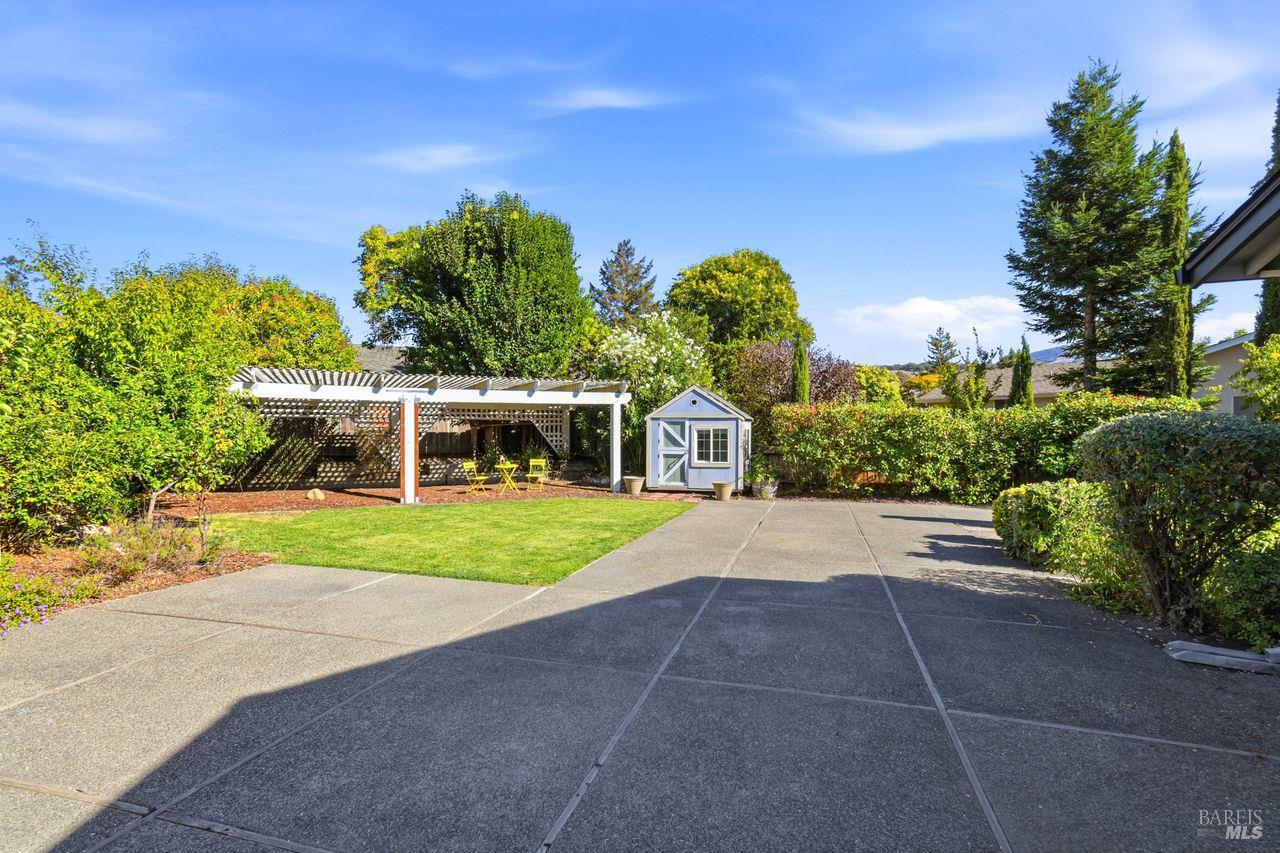 4248 Leafwood Circle E Santa Rosa CA 95405