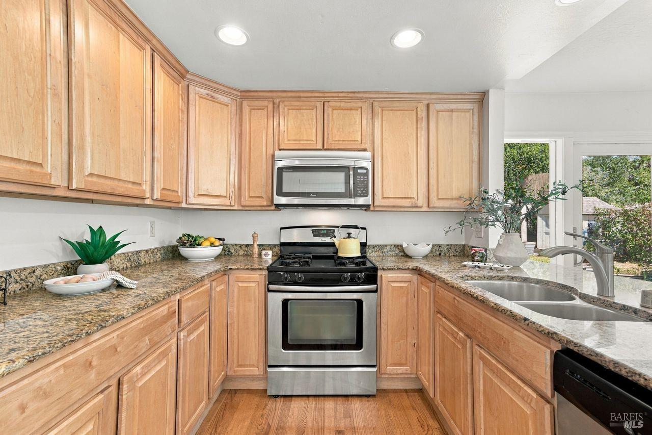 4248 Leafwood Circle E Santa Rosa CA 95405