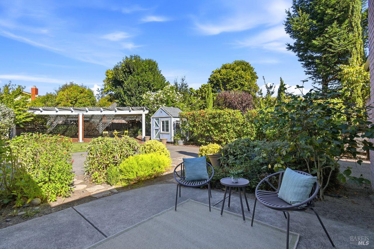4248 Leafwood Circle E Santa Rosa CA 95405