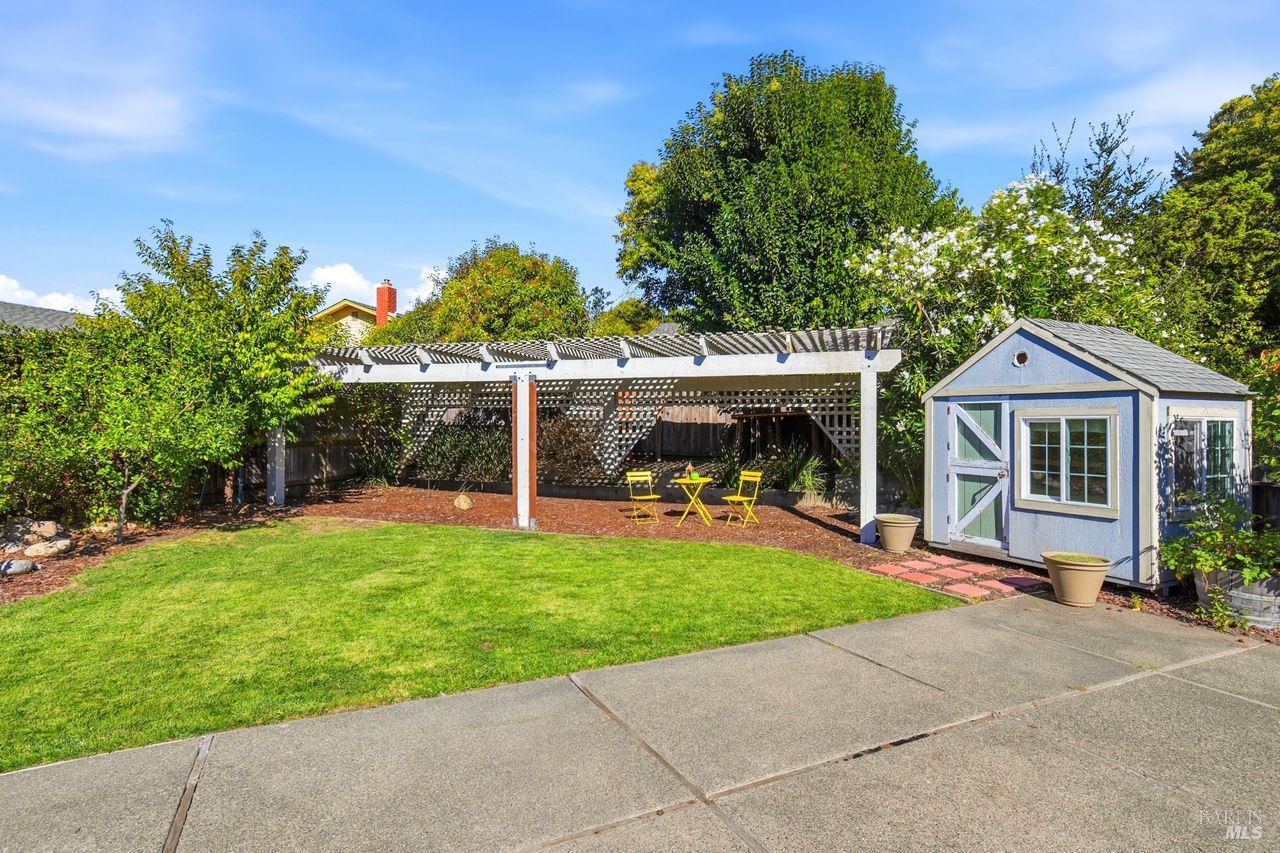 4248 Leafwood Circle E Santa Rosa CA 95405