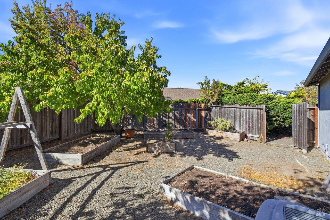 4248 Leafwood Circle E Santa Rosa CA 95405