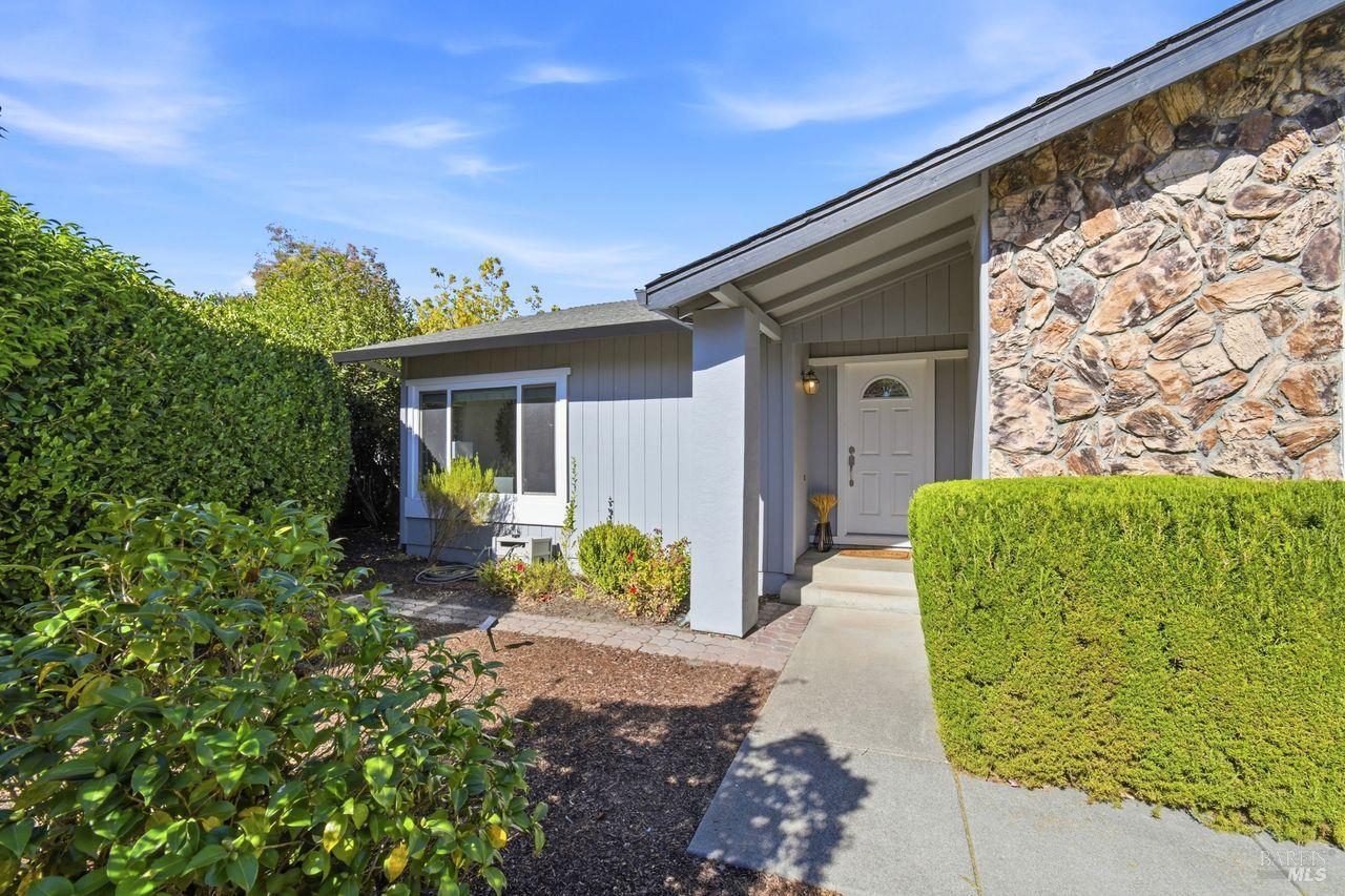 4248 Leafwood Circle E Santa Rosa CA 95405