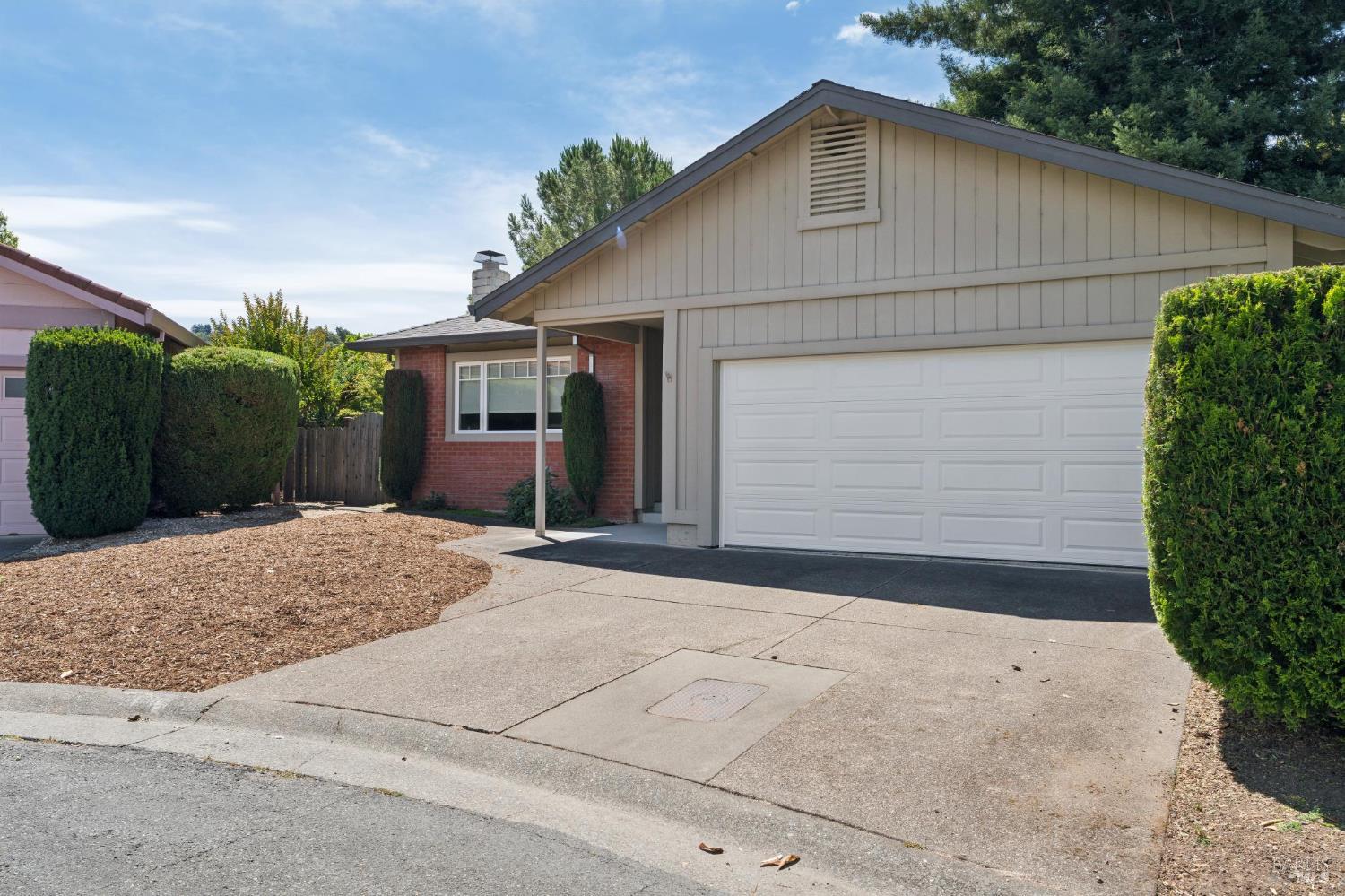 1296 Orchard Street Healdsburg CA 95448