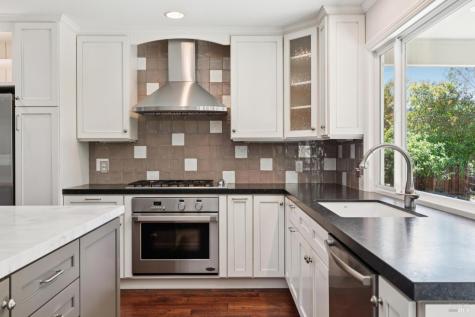 1296 Orchard Street Healdsburg CA 95448