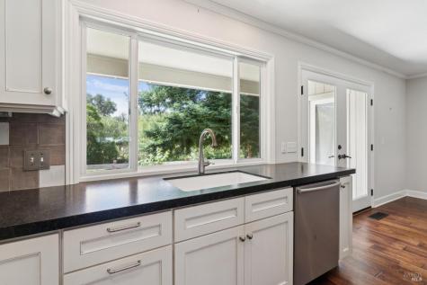1296 Orchard Street Healdsburg CA 95448