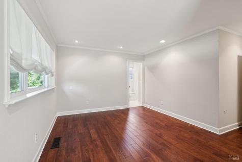 1296 Orchard Street Healdsburg CA 95448