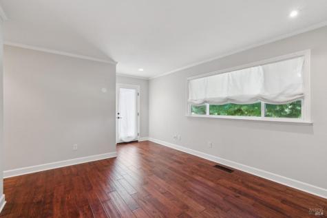 1296 Orchard Street Healdsburg CA 95448