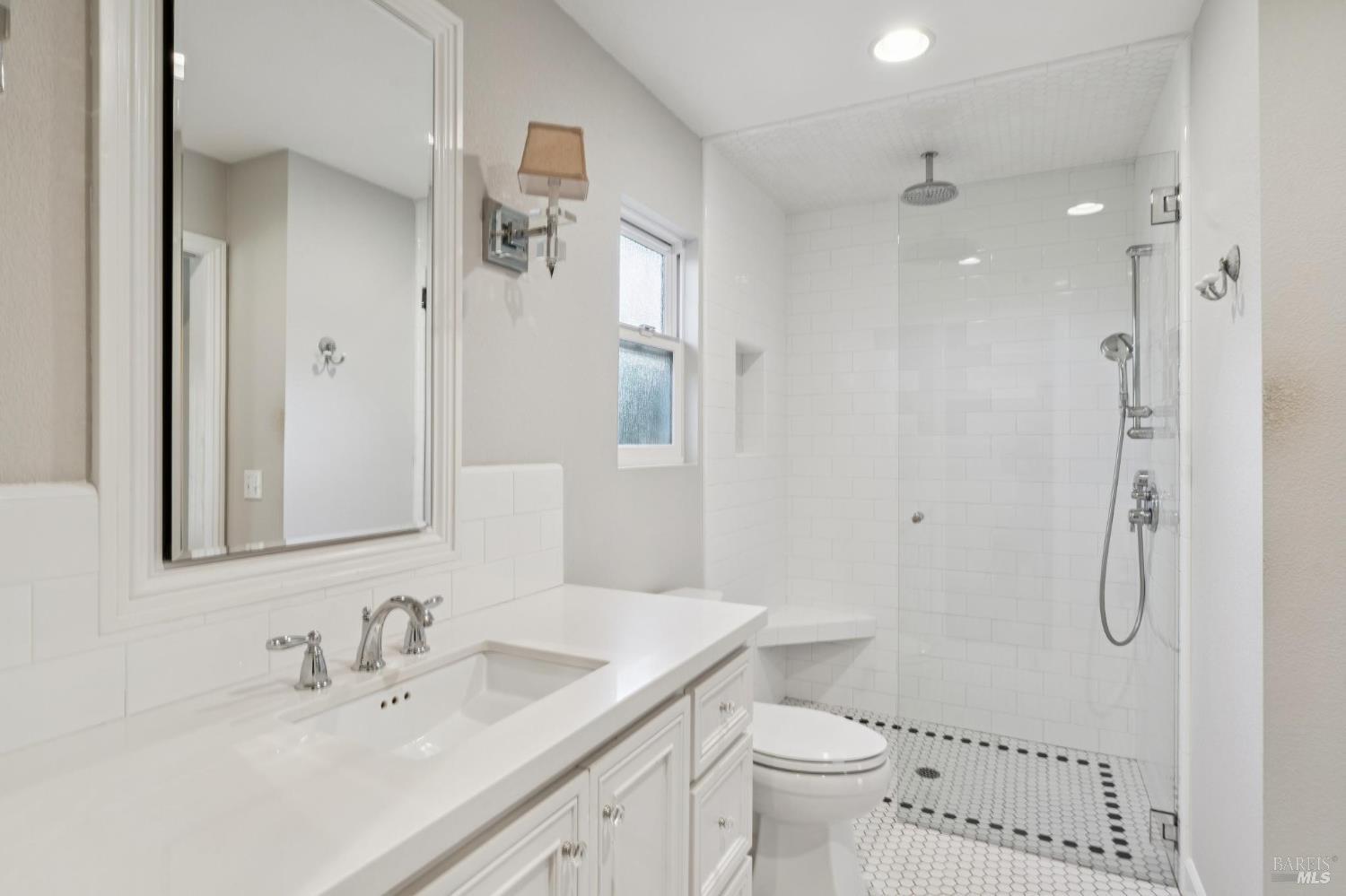 1296 Orchard Street Healdsburg CA 95448