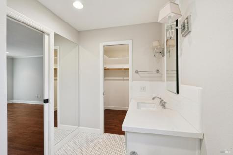1296 Orchard Street Healdsburg CA 95448