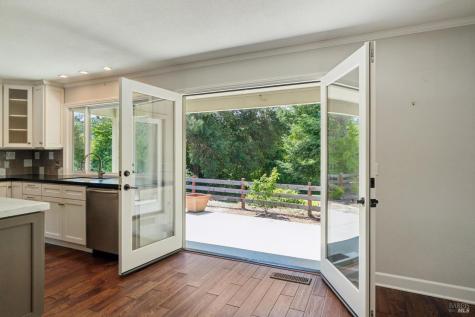 1296 Orchard Street Healdsburg CA 95448