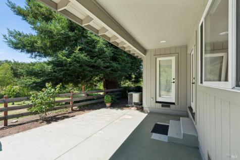 1296 Orchard Street Healdsburg CA 95448