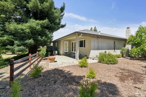 1296 Orchard Street Healdsburg CA 95448