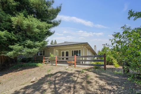 1296 Orchard Street Healdsburg CA 95448
