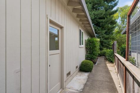 1296 Orchard Street Healdsburg CA 95448