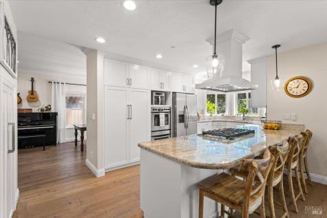 2460 Pleasant Hill Road Sebastopol CA 95472