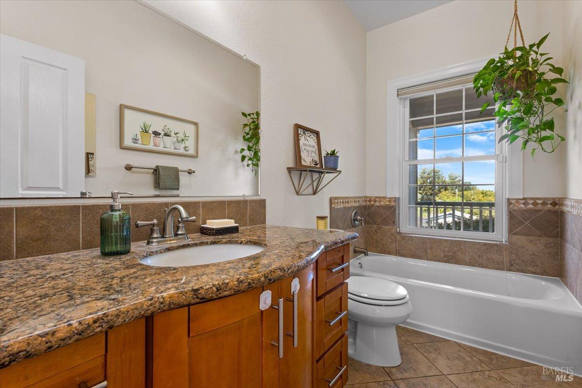 2460 Pleasant Hill Road Sebastopol CA 95472