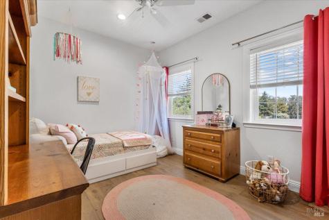 2460 Pleasant Hill Road Sebastopol CA 95472