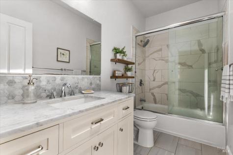 2460 Pleasant Hill Road Sebastopol CA 95472