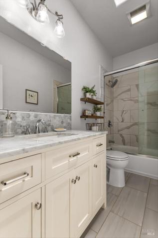 2460 Pleasant Hill Road Sebastopol CA 95472