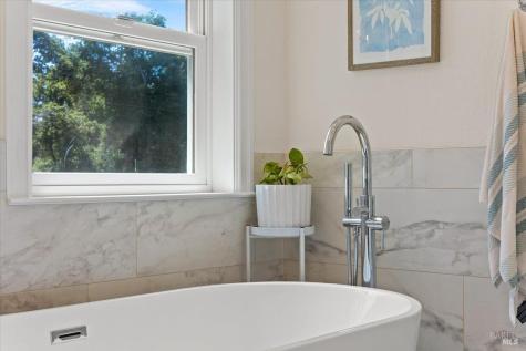 2460 Pleasant Hill Road Sebastopol CA 95472
