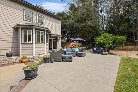2460 Pleasant Hill Road Sebastopol CA 95472