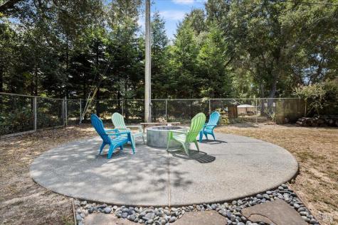 2460 Pleasant Hill Road Sebastopol CA 95472