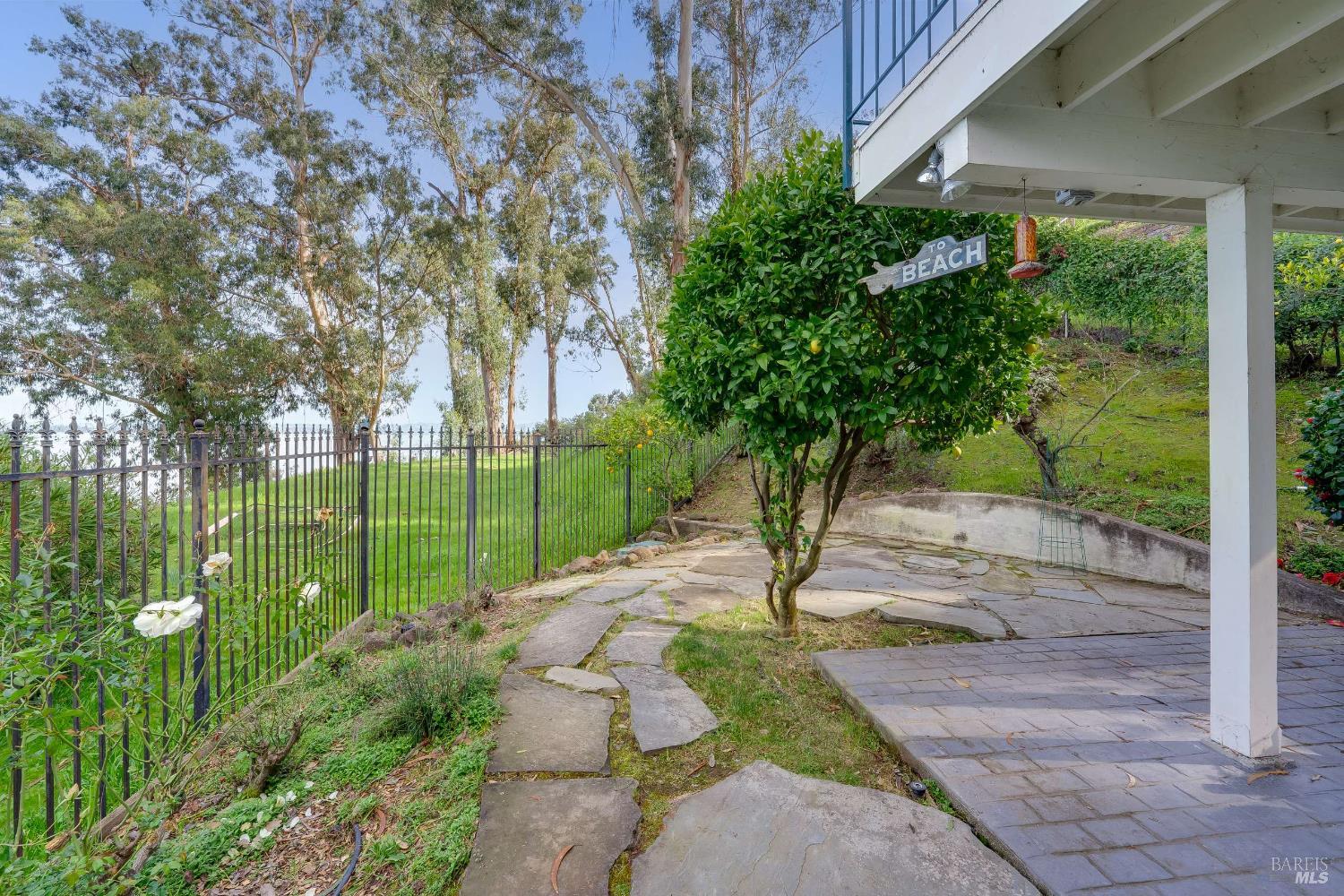 1820 Point San Pedro Road San Rafael CA 94901