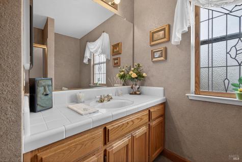 5992 Stone Bridge Road Santa Rosa CA 95409