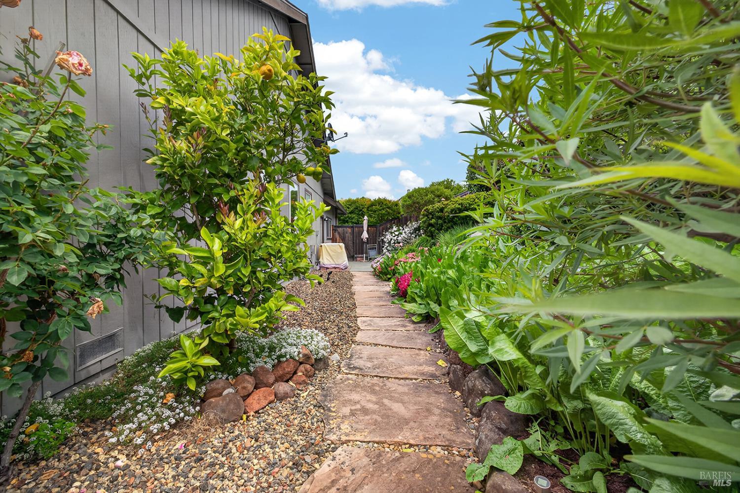 5992 Stone Bridge Road Santa Rosa CA 95409